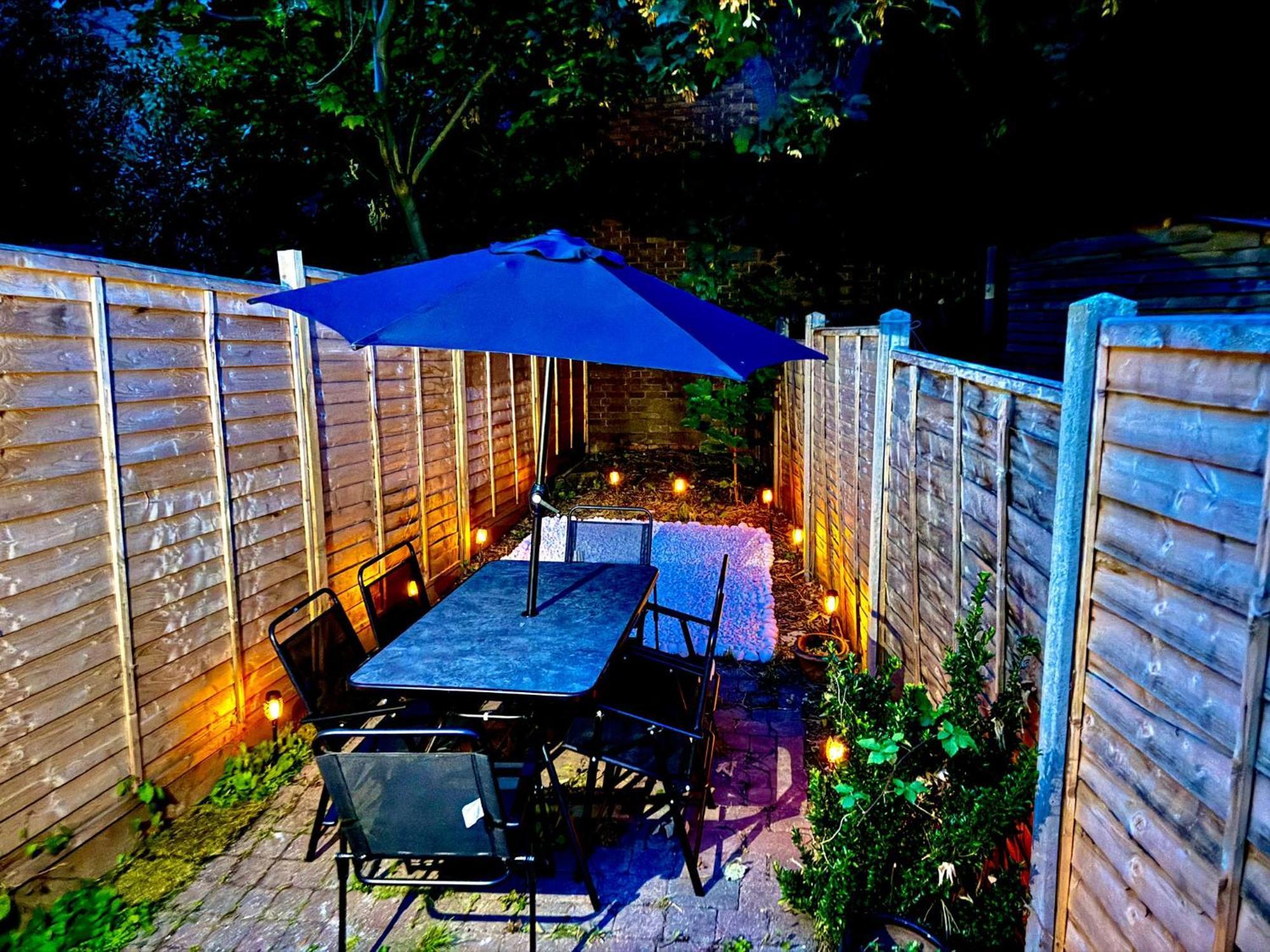 Three Bedroom House By Peacegrove Homes Short Lets & Serviced Accommodation Brighton With Free Wifi & Pet Friendly Eksteriør billede