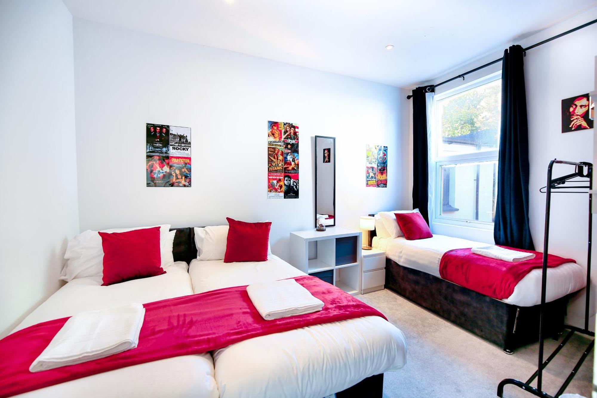 Three Bedroom House By Peacegrove Homes Short Lets & Serviced Accommodation Brighton With Free Wifi & Pet Friendly Eksteriør billede